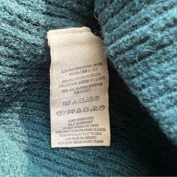 Free people women’s green turtleneck sweater - XS - Picture 8 of 8